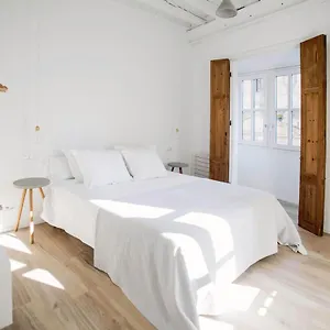 https://basque-suite.bilbaohotelsspain.com
